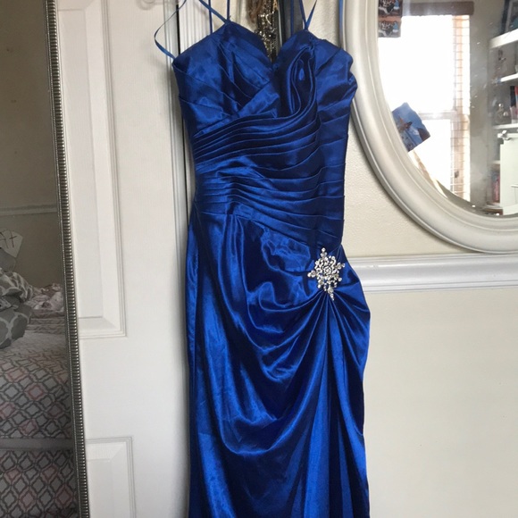 Simple but Elegant Prom Dresses